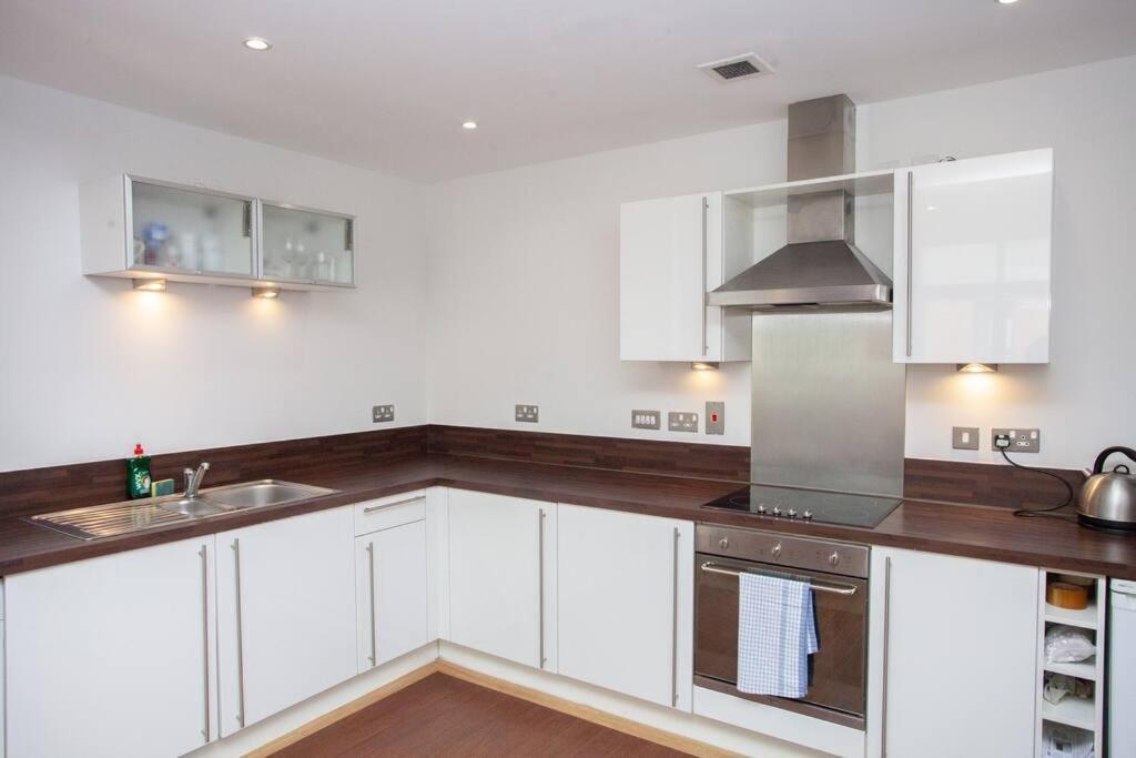 גלאזגו Fantastic City Centre Flat מראה חיצוני תמונה